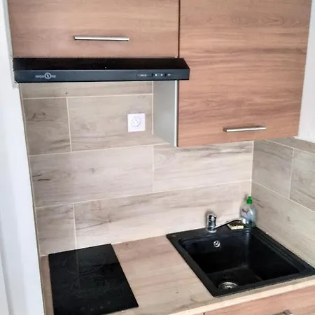 Graziella 501 * ז'ואן-לה-פינס